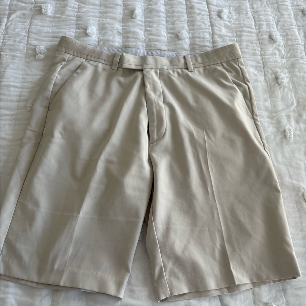 G/FORE Men's Cream Flat Front Shorts